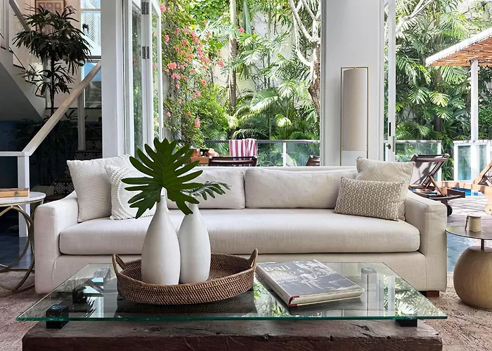 Kasianda Villa, Berawa, With Private Dining, And Cocktails Canggu (Bali)